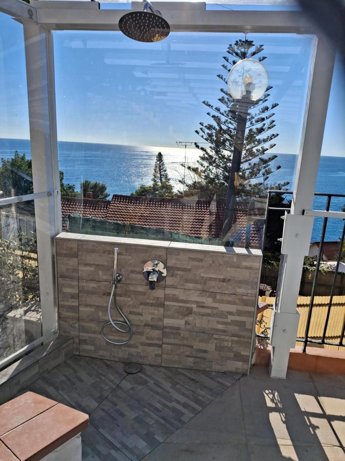 Villa Del Mare Ligure Terme & Spa Piscina A 37 Gradi 圣托·斯特凡诺·阿尔马尔 外观 照片