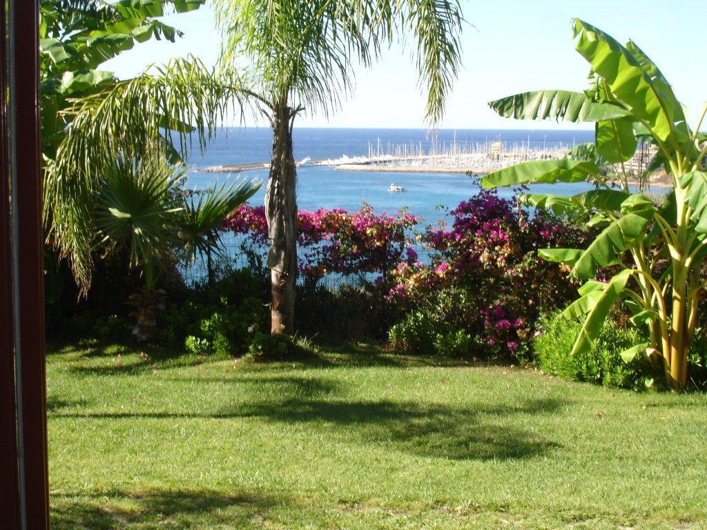 Villa Del Mare Ligure Terme & Spa Piscina A 37 Gradi 圣托·斯特凡诺·阿尔马尔 外观 照片