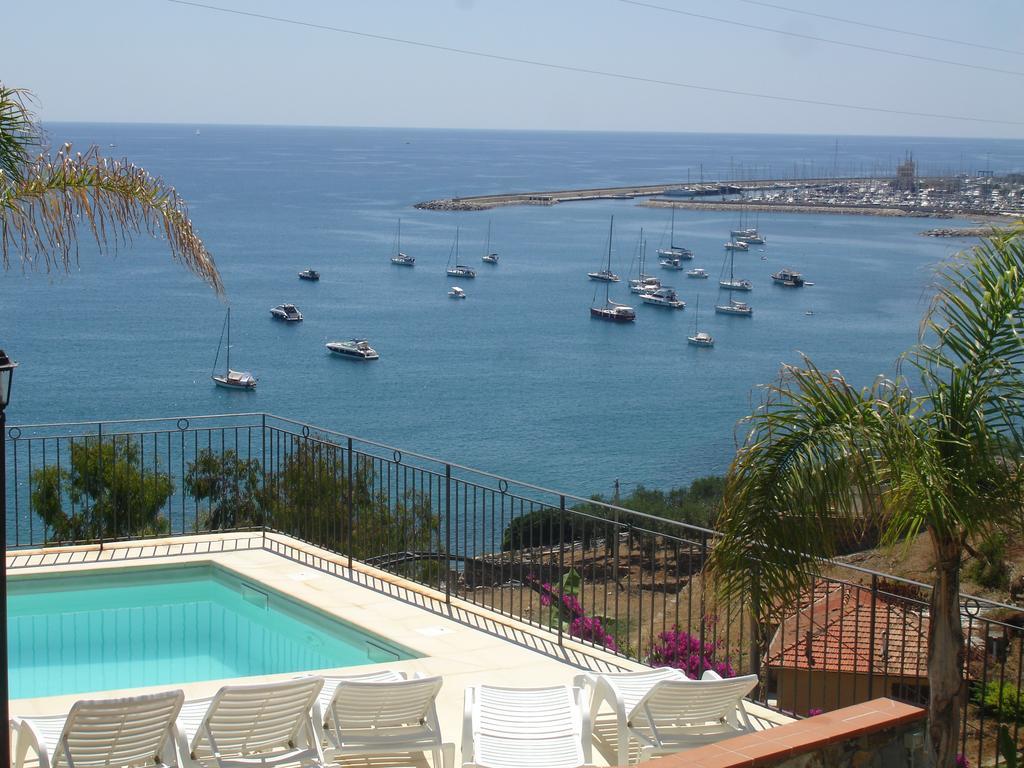 Villa Del Mare Ligure Terme & Spa Piscina A 37 Gradi 圣托·斯特凡诺·阿尔马尔 外观 照片