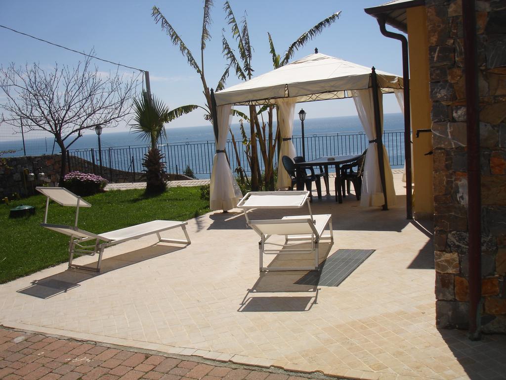 Villa Del Mare Ligure Terme & Spa Piscina A 37 Gradi 圣托·斯特凡诺·阿尔马尔 外观 照片