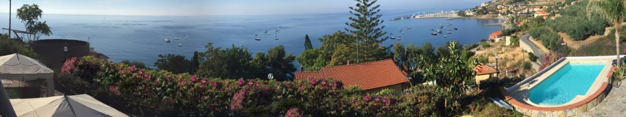 Villa Del Mare Ligure Terme & Spa Piscina A 37 Gradi 圣托·斯特凡诺·阿尔马尔 外观 照片