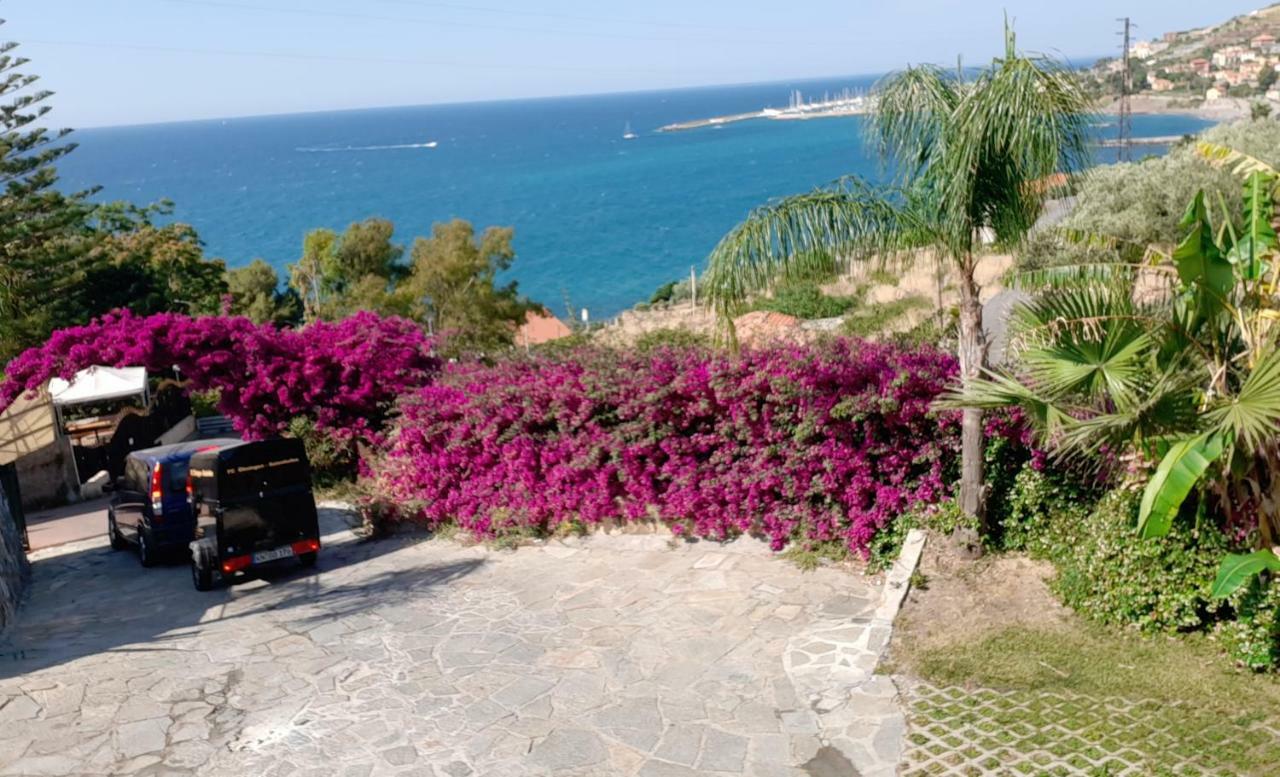 Villa Del Mare Ligure Terme & Spa Piscina A 37 Gradi 圣托·斯特凡诺·阿尔马尔 外观 照片